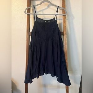 Wendy Bellissimo Maternity Navy Blue Lace Accent Sleeveless Tunic Blouse M